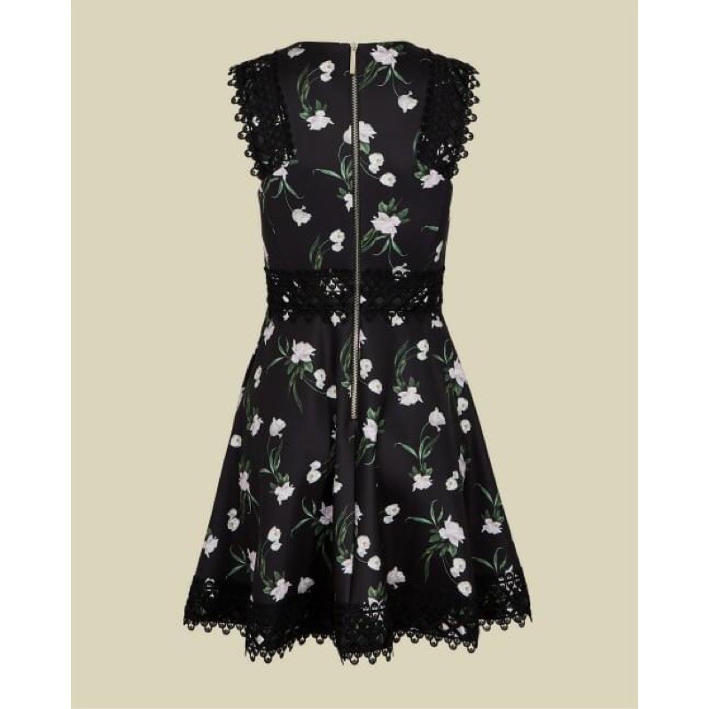 Đầm T-E_d Baker dáng xoè