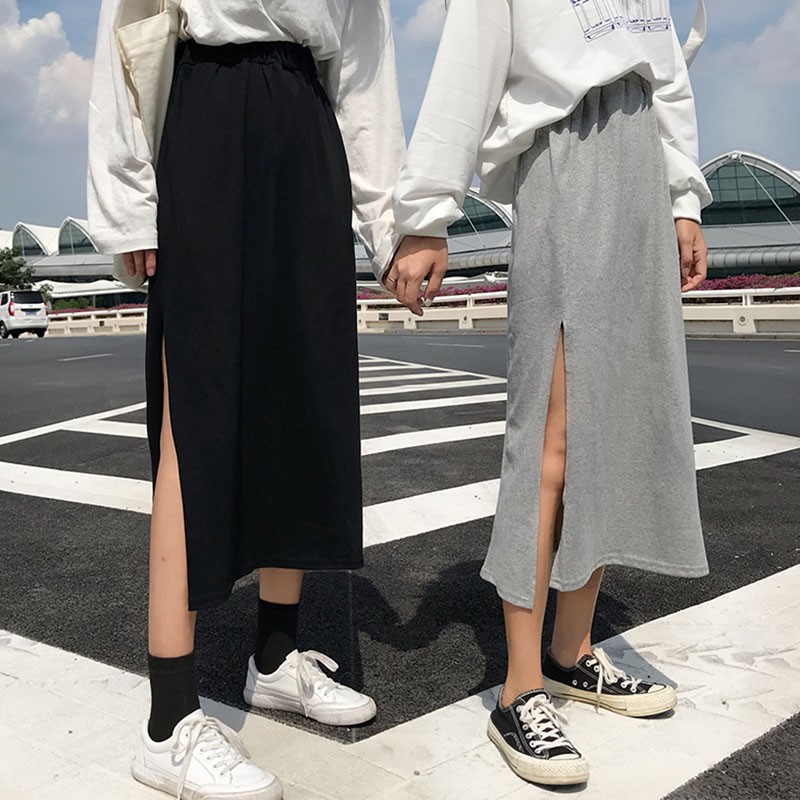 Chân váy cotton xẻ tà một bên thích hợp cho mùa thu mát mẻ-MS04