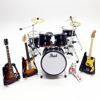 Mô hình đàn Guitar mini màu đen tỉ lệ 1/12 cho nhà búp bê