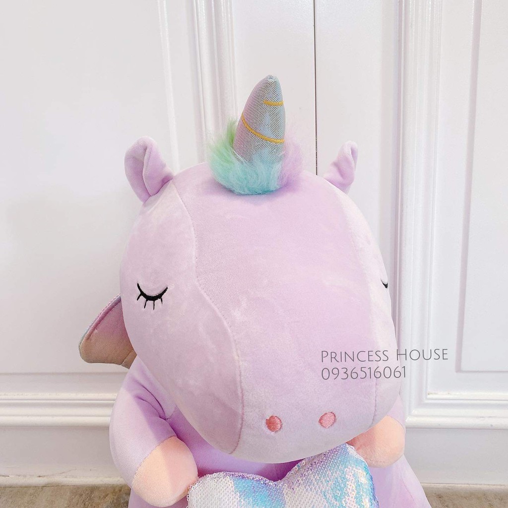 Gối Mền 2in1 Unicorn Ngồi Ôm Trái Tim