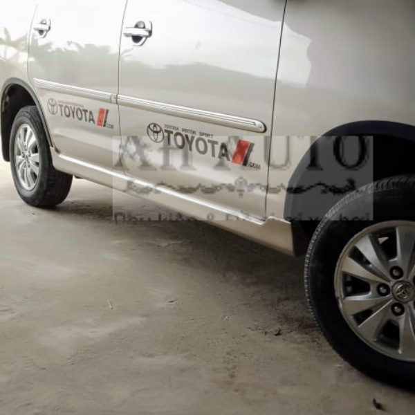 Cua Lốp Toyota Innova Mẫu Thể Thao Chống Xước Và Chống Va Quẹt Xe