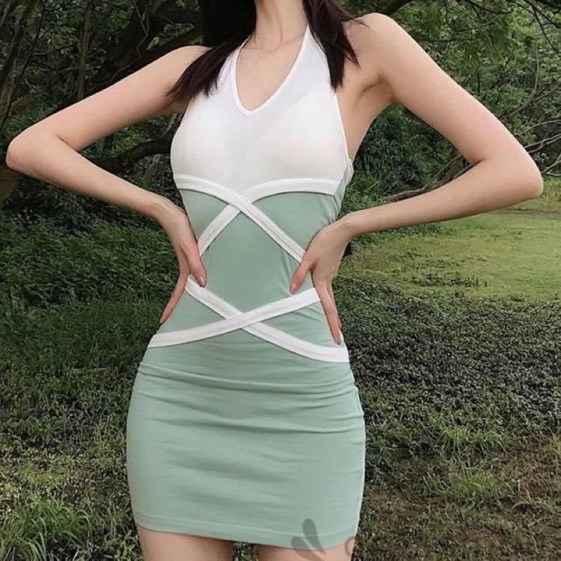 Đầm yếm ôm sát body buộc dây đan eo hở lưng trơn hai màu - Order taobao quảng châu