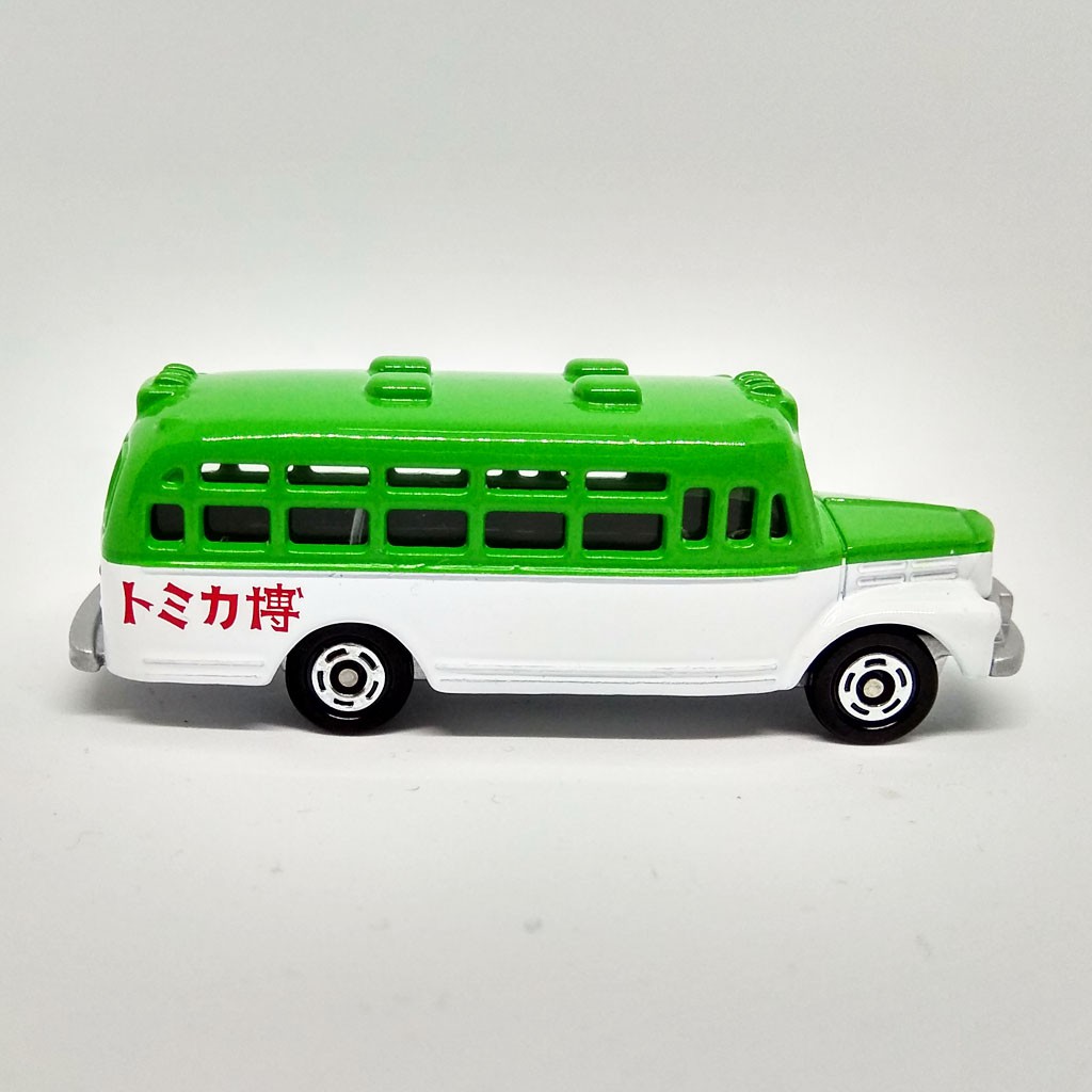 Xe ô tô mô hình Tomica Isuzu Bonnet Bus (no box)