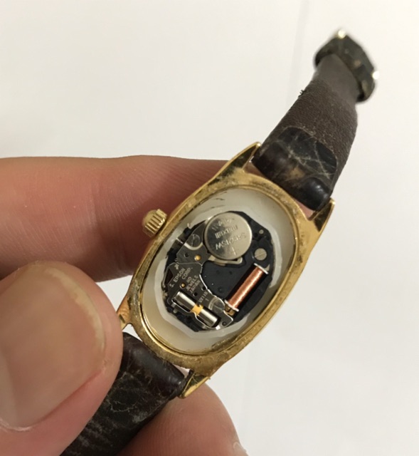 Đồng hồ Future Club Nhật. Giới tính nữ. Mã 280503