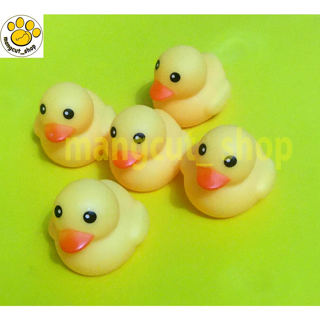 Bộ đồ chơi đàn vịt thả bồn tắm cho bé 1 mẹ và 3 con vịt con