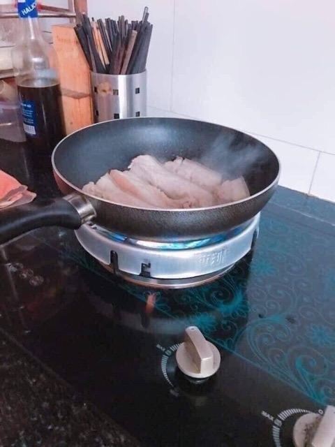 Kiềng chắn bếp ga