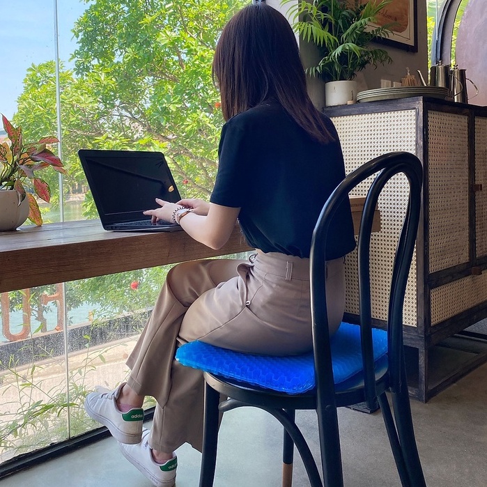 Đệm Ngồi Gel lưới 3D Thoáng Khí Tuần Hoàn Tiện Lợi - Nệm Ngồi Ghế Văn Phòng, Ghế Làm Việc