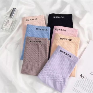 Quần Gen Bụng Munafie Nâng Mông
