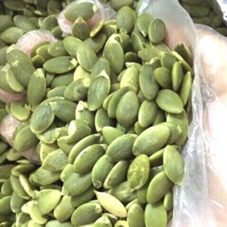 Hạt bí xanh đã tách vỏ Ấn Độ 500gr túi hút chân không