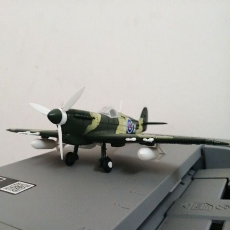Bộ mô hình tự lăp ráp  Máy bay Supermarine Spitfire W3458 Tỷ lệ 1:48