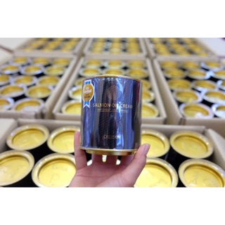 Kem dưỡng trắng da Salmon Oil Cream