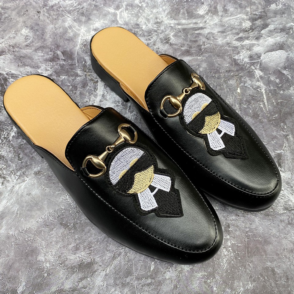 Giày sục nam 👟 RẺ VÔ ĐỊCH 👟 Họa Tiết Cực Ngầu Nổi Bật Trên Mũi Giày | BigBuy360 - bigbuy360.vn