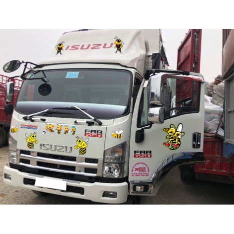 Decal trang trí xe ô tô, xe tải, xe khách, xe 4 chỗ, 5 chỗ ong vàng, khỉ con, cá mập dán được nhiều dòng xe