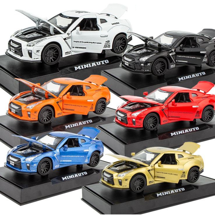 Xe mô hình kim loại Nissan GTR R35 tỷ lệ 1:32