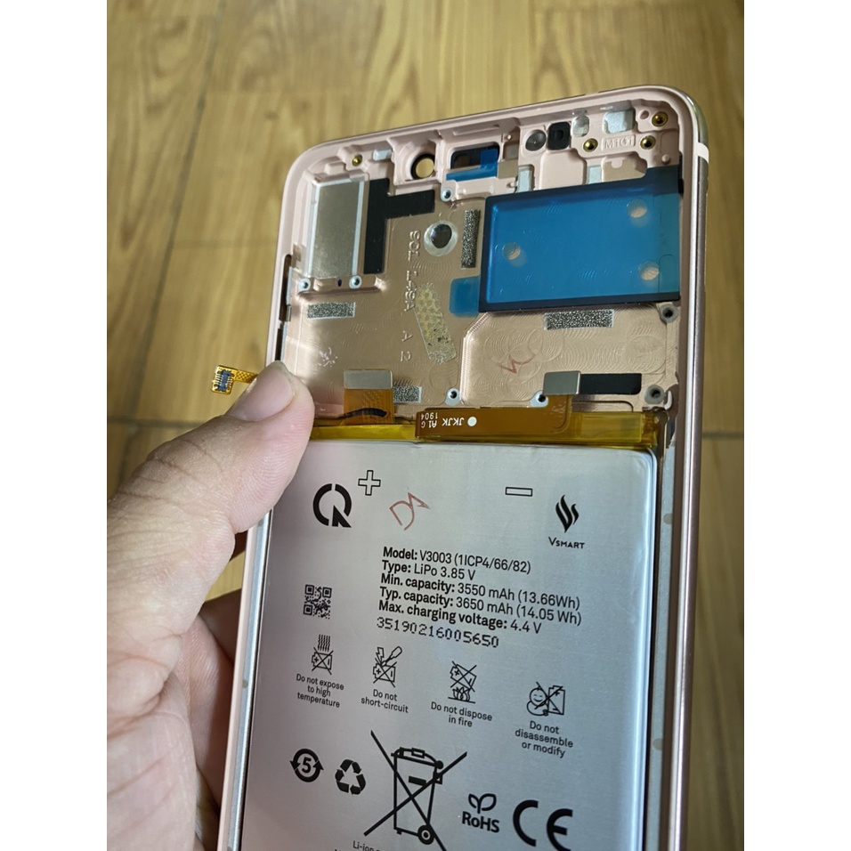 Màn hình Vsmart Active 1 Plus  công ty full bộ liền khung + Kèm pin Zin theo máy