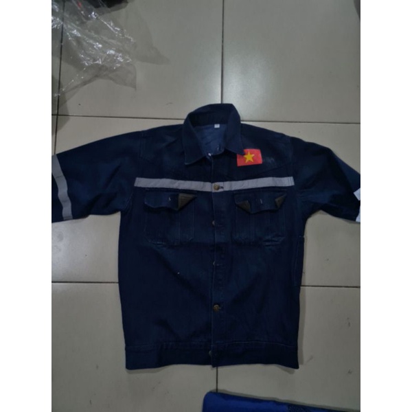 QUẦN ÁO JEAN THỢ HÀN NÚT ĐỒNG