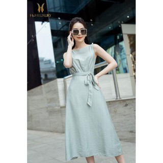 váy lụa xanh đính trai vai