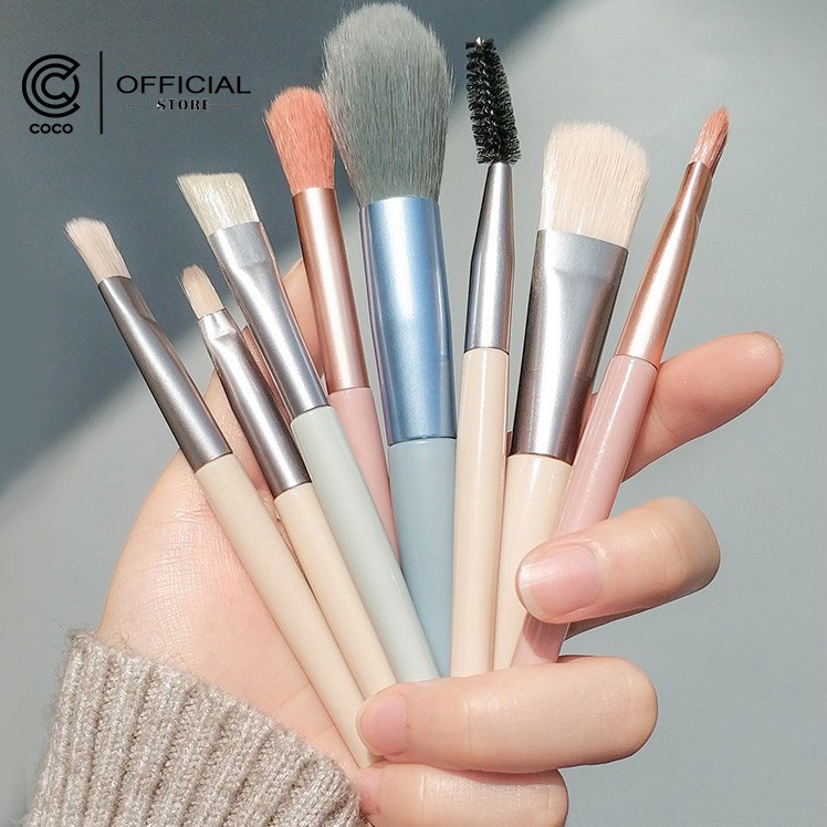 Bộ Cọ Trang Điểm 8 Cây Vintage Siêu Cute Trong Túi Zip