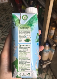 Nước Dừa Tươi Coconut Ngọt Nước Vinamilk 330ml/1Lít
