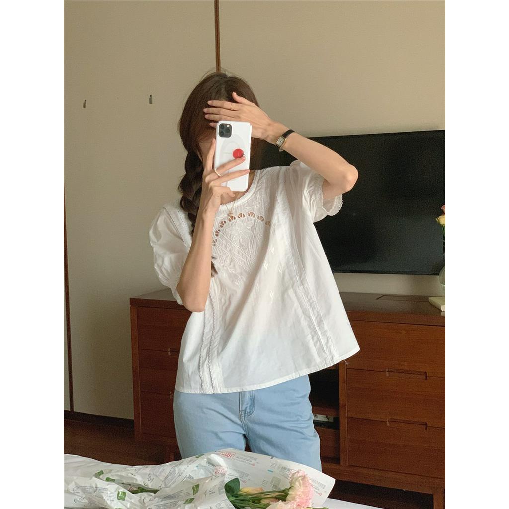 Áo Thun Cổ Tròn Ngắn Tay Thêu Hoa Thời Trang Tinh Tế 60639