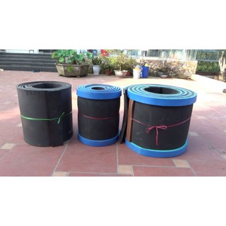 Sới gà chọi gà đá