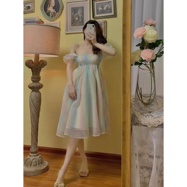 đầm công chúa cầu vòng
