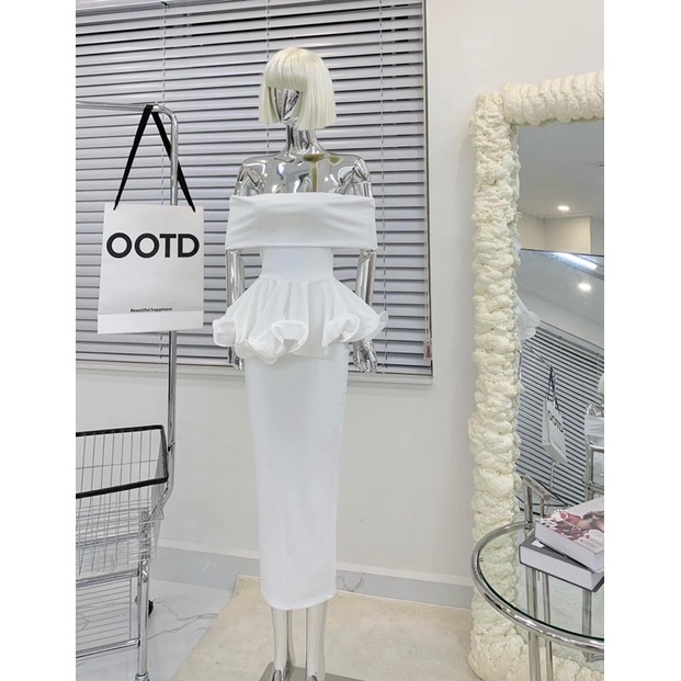 Set áo peplum trễ vai tùng xếp ly + Chân váy body