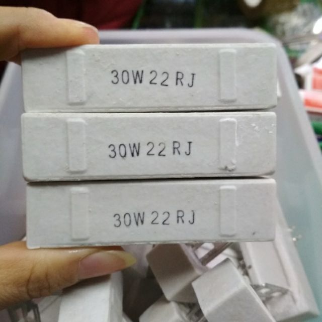 5 Điện trở sứ 22 ôm 30w chân to