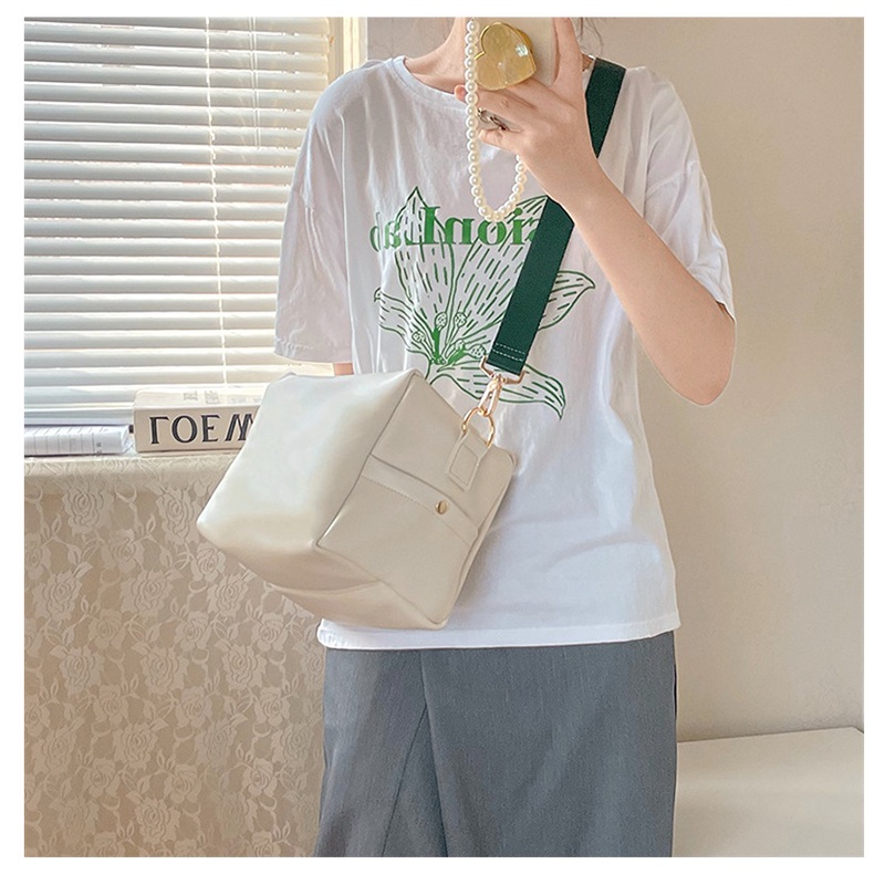 Túi đeo chéo một bên vai sức chứa lớn thời trang thu đông dành cho nữ 2021