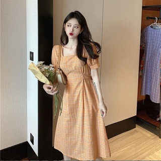 RN99_Rập giấy may đầm cổ vuông nữ