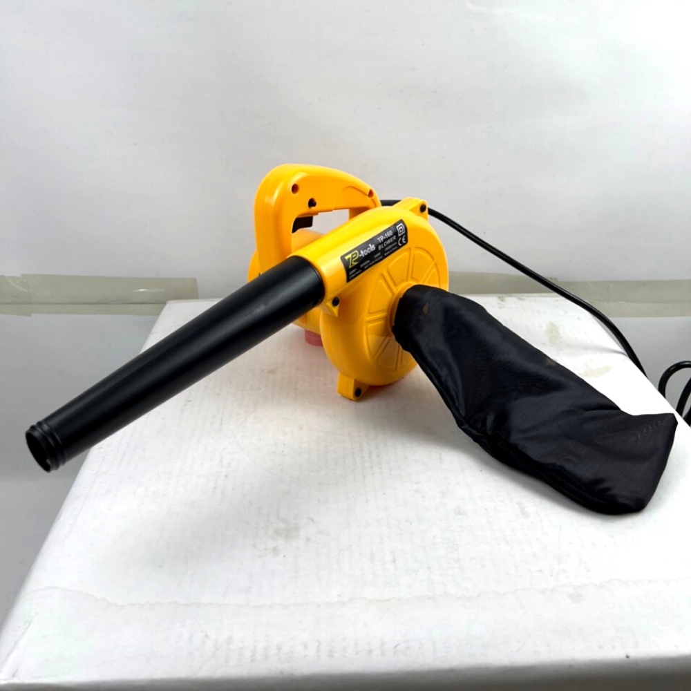 Máy thổi hút bụi 2 chiều TP160 vàng Công suất lớn 700w, tốc độ 15000v/p , Thổi bụi, hút bụi nhỏ gọn cầm tay