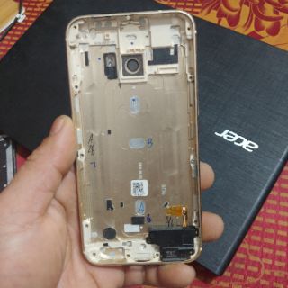 Lắp lưng điện thoại htc 10