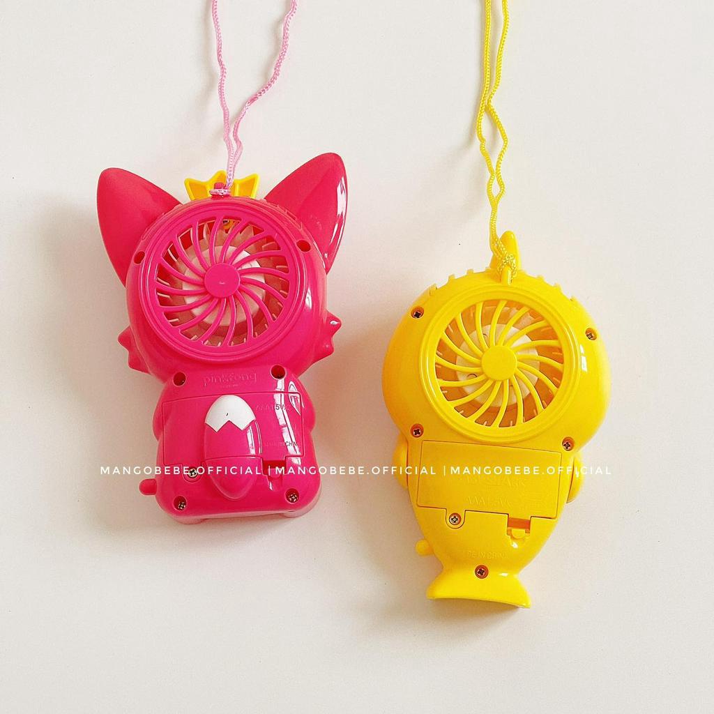 Quạt Mini Baby Shark Pinkfong Cho Bé (Giao Màu Ngẫu Nhiên)