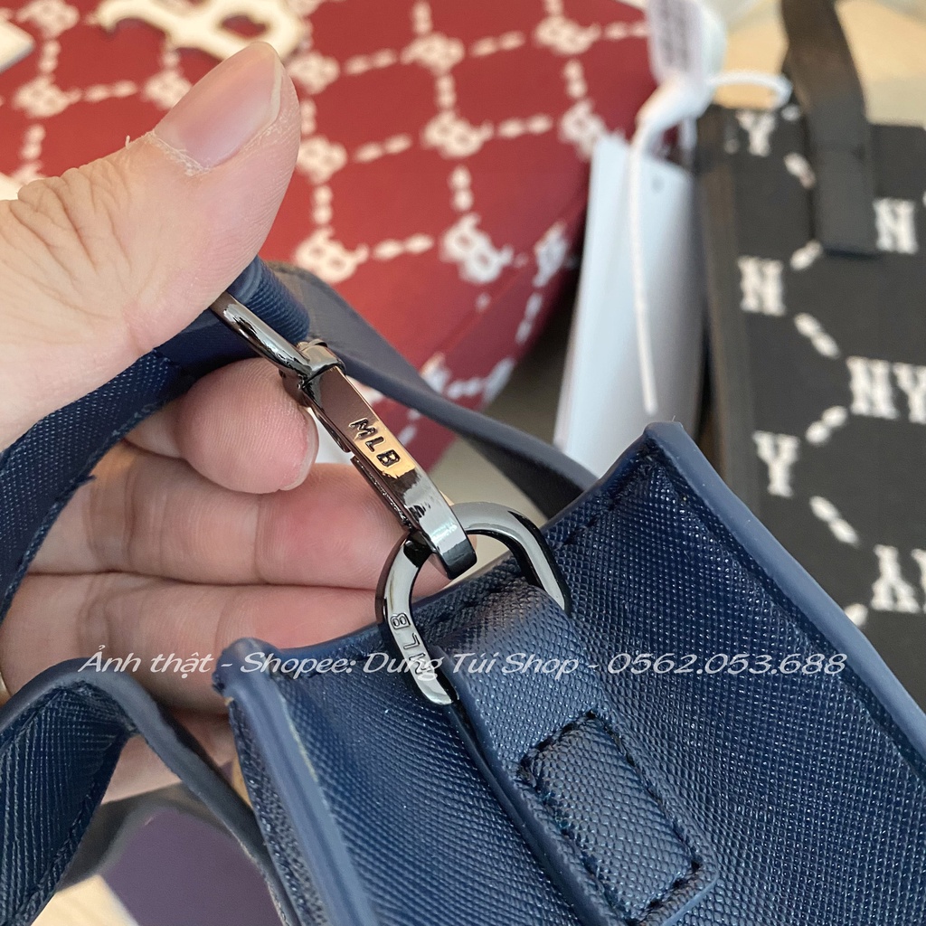Túi đeo chéo NY monogram form đứng size trung 17cm Nam/ Nữ