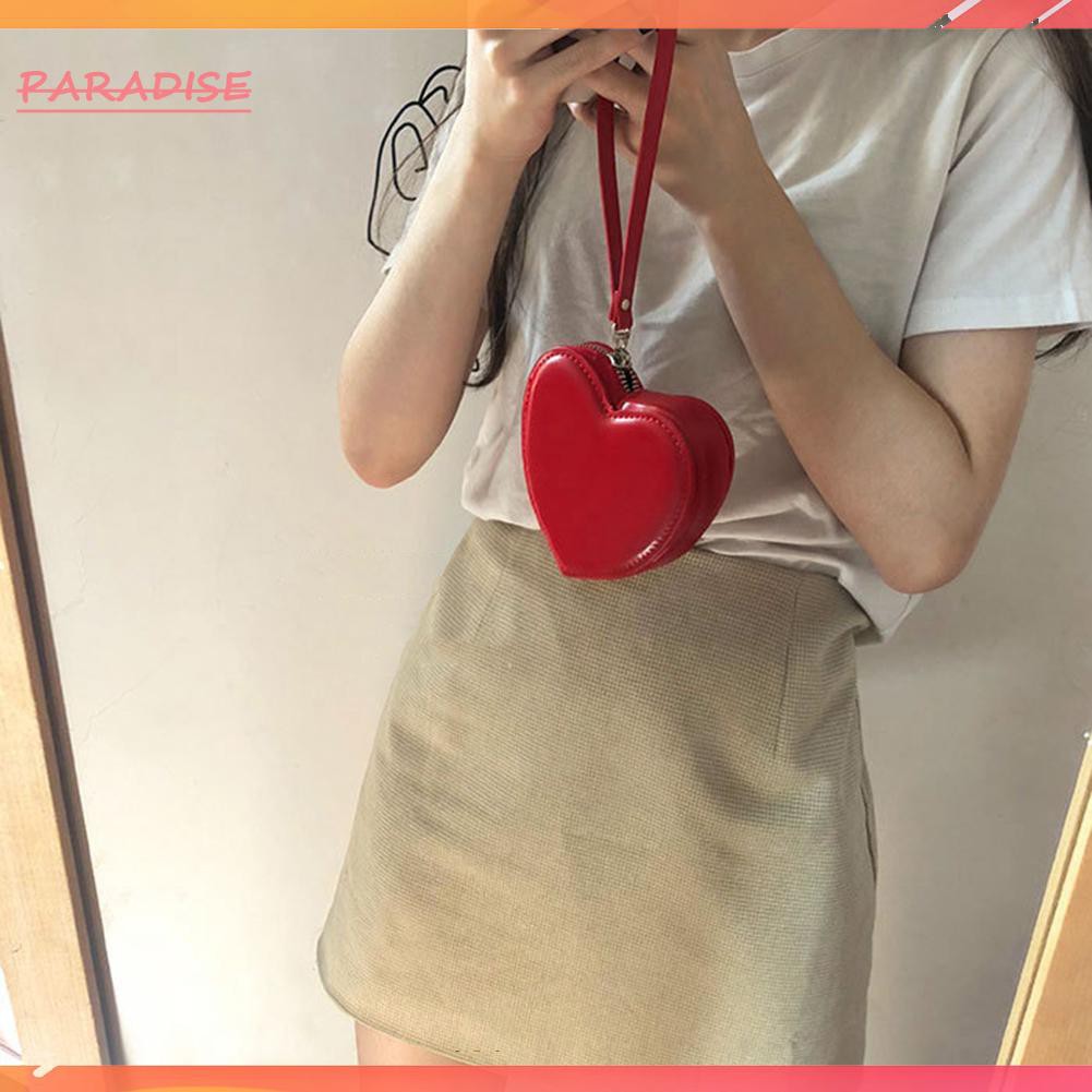 Túi da cầm tay thiết kế hình trái tim xinh xắn cho nữ