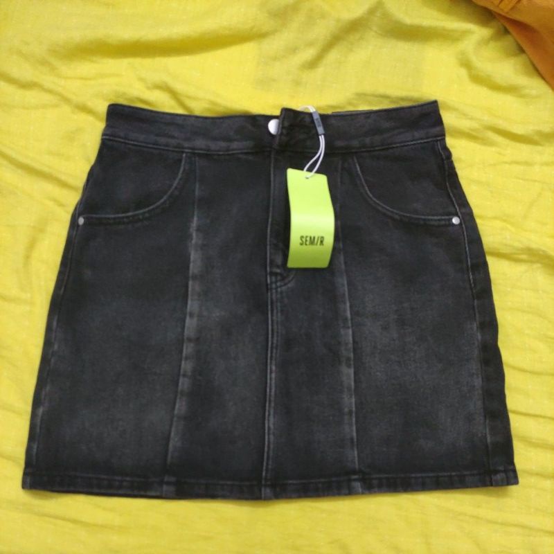 Chân váy jean Semir