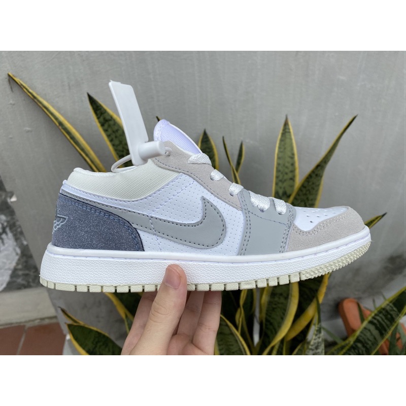 Giày 𝐉𝐨𝐫𝐝𝐚𝐧 1 xám nam nữ cổ thấp, Giày 𝐉𝐨𝐫𝐝𝐚𝐧 𝐏𝐚𝐫𝐢𝐬 xám xanh, Giày sneaker JD1 màu đẹp dễ phồi đồ | BigBuy360 - bigbuy360.vn