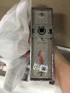 Khoá Việt tiệp 4502