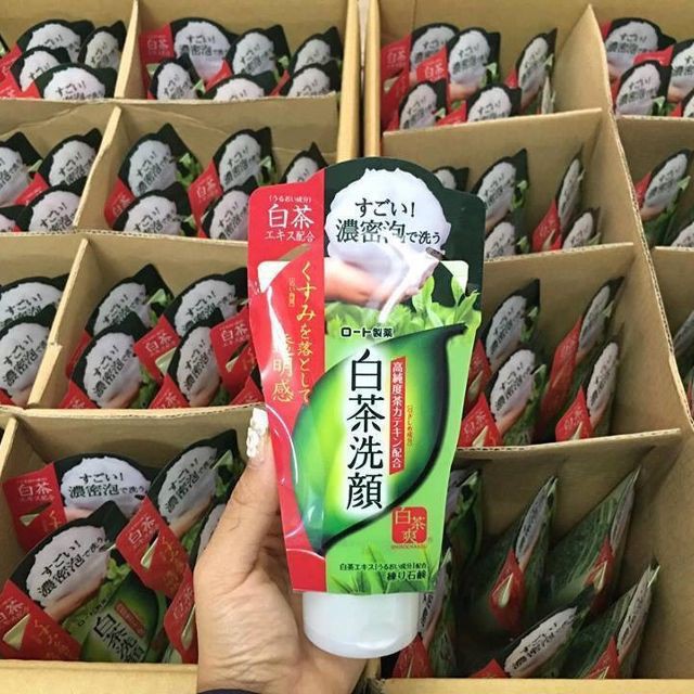 Sữa Rửa Mặt Trà Xanh Rohto Shirochasou - sữa rửa mặt ngừa mụn trà xanh Rohto Nhật Bản