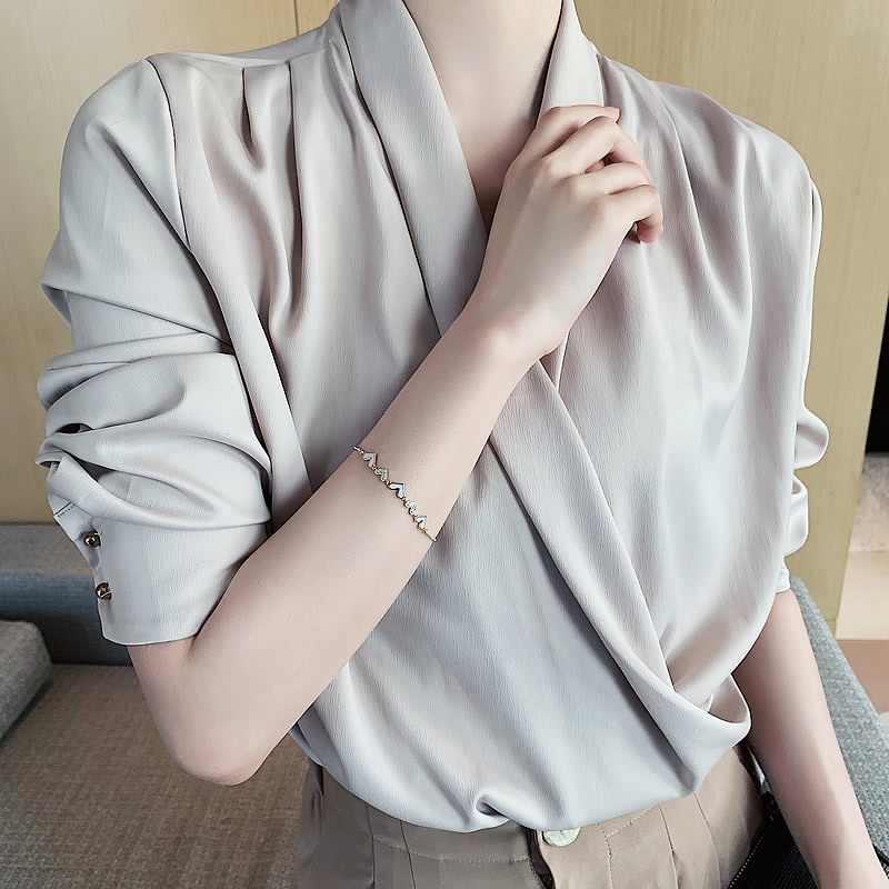 Vòng Tay Hợp Kim Mạ Vàng Hình Trái Tim Xinh Xắn Cho Nữ