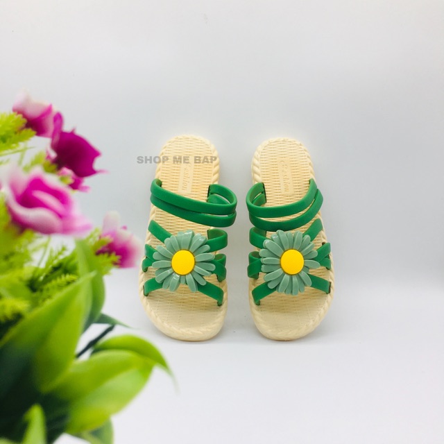 (Sz31 - 39) Sandal hoa cúc giả cói siêu mềm dẻo cho mẹ và bé(hình thật shop chụp)