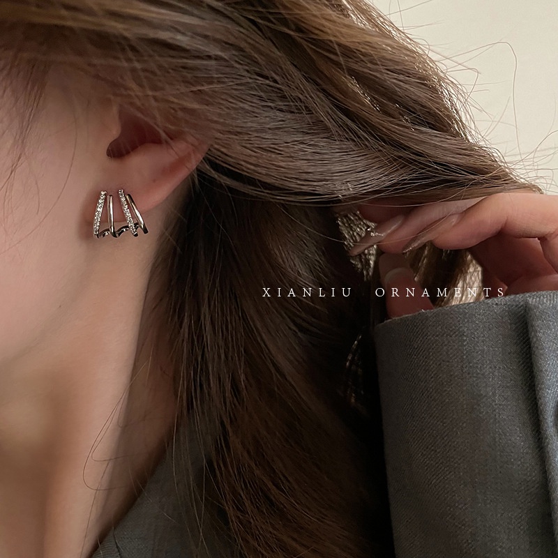 Bông Tai Đính Kim Cương Giả Cao Cấp Sang Trọng Thời Trang 2022