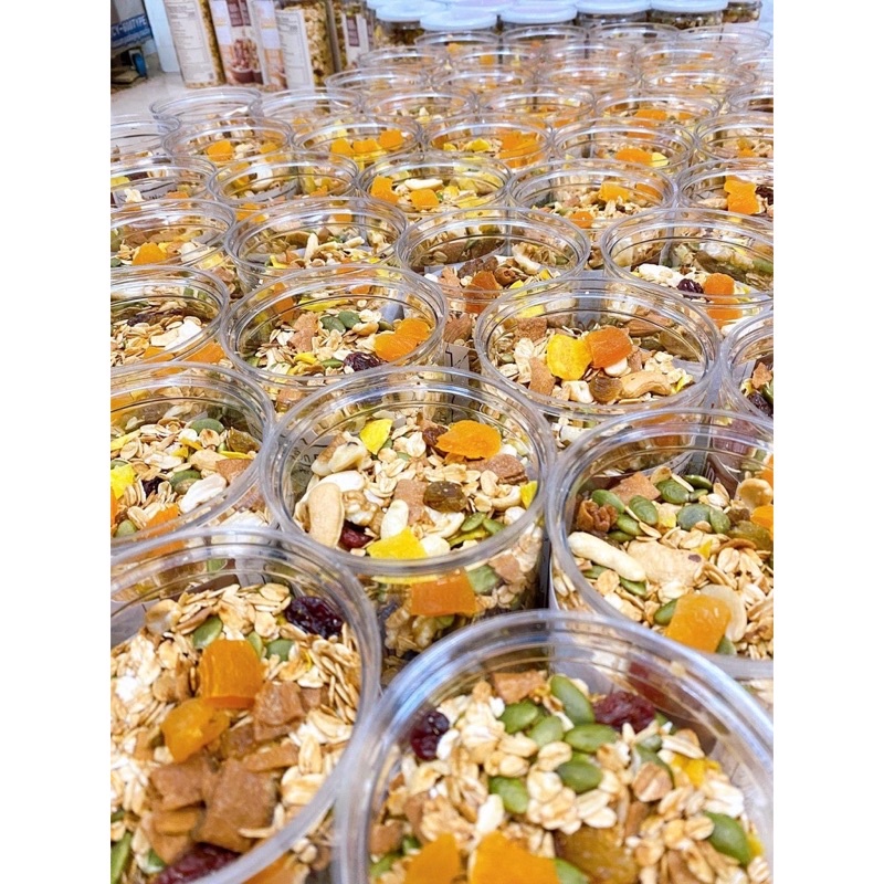 Granola siêu hạt Ngũ cốc Ăn Kiêng, Giảm Cân bổ sung dinh dưỡng, giữ vóc dáng  Thảo Mộc Đồng Quê 500G