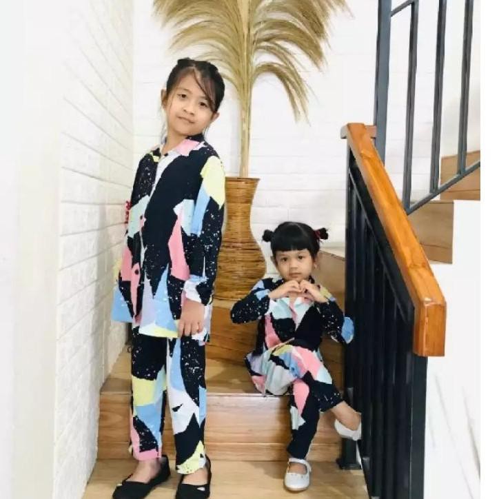 Bộ đồ ngủ một mảnh in hình RAYON cho trẻ từ 8-13 tuổi