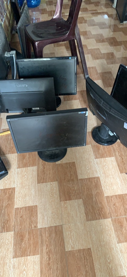 [Mã 157ELSALE hoàn 7% đơn 300K] Màn hình Lcd 17” ko chân đế panel sáng đẹp | BigBuy360 - bigbuy360.vn