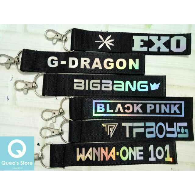 FREESHIP 99K TOÀN QUỐC_Nametag hologram Wanna one (full thành viên), TFBOYS, BIGBANG (full thành viên), MADE