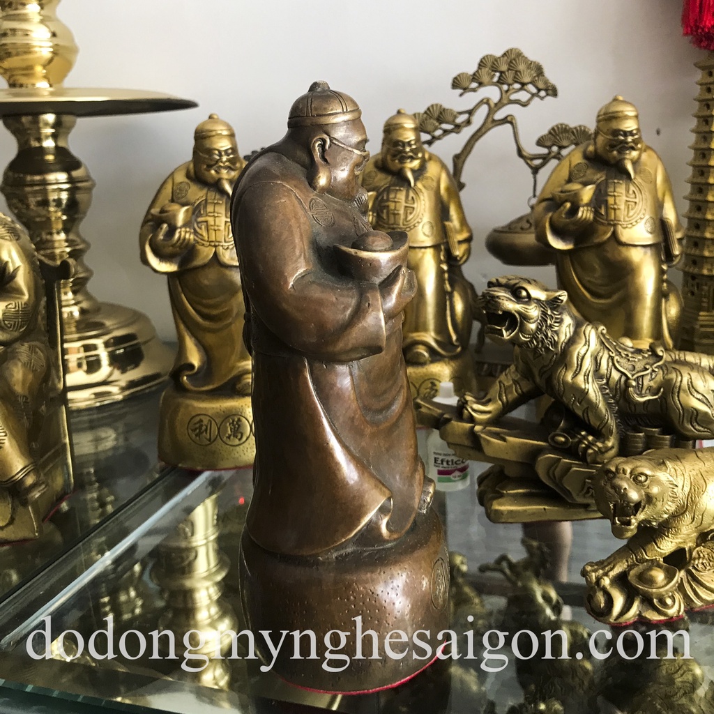 Tượng Ông Quản Gia, Quản Tài - ý nghĩa phong thủy quản lý tiền tài, tăng vận khí cho gia chủ