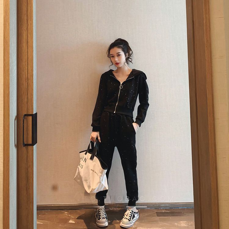 Bộ Đồ Thể Thao Hai Mảnh Áo Khoác Ngắn Có Mũ Trùm Dáng Rộng Thời Trang Mùa Thu 2022 Cho Nữ