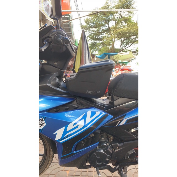 Thùng giữa Exciter 150, thùng Givi G12N kèm bát chuẩn theo xe Exciter 150, hàng Givi chính hãng, bảo hành 2 năm