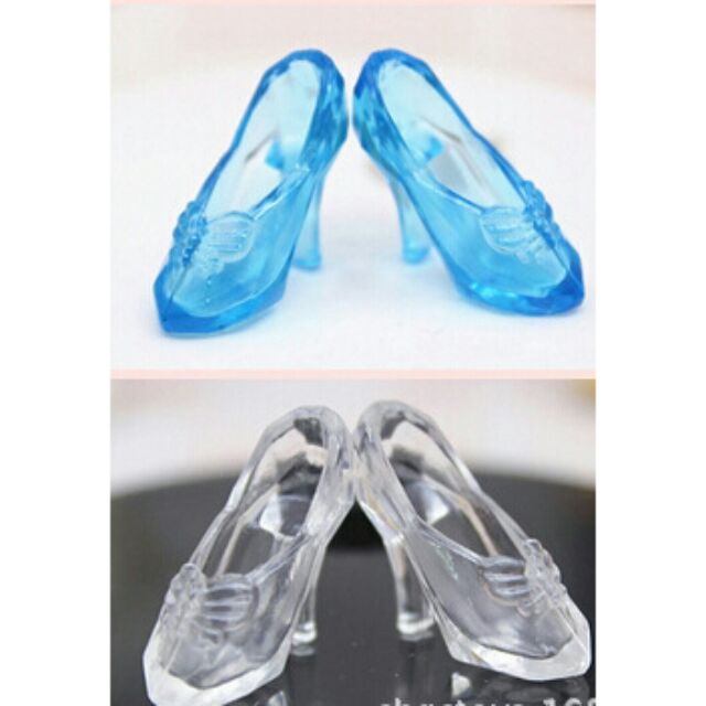Giày thủy tinh trong cho búp bê barbie